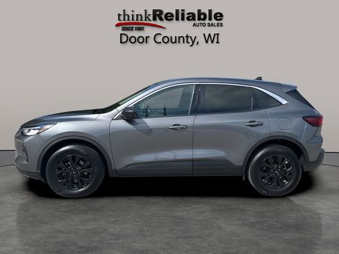 Used 2023 Ford Escape Active AWD/4WD image 2