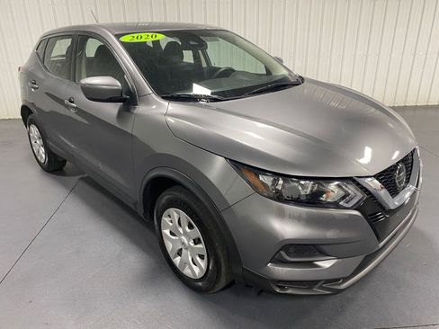 Used 2020 Nissan Rogue Sport S image 15