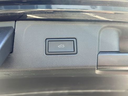 Certified 2023 Volkswagen Atlas SE AWD/4WD image 28