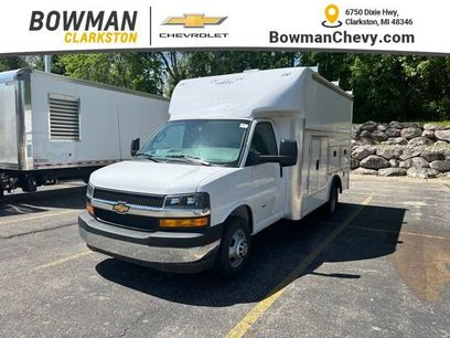 New 2026 Chevrolet Express 3500 w/ Power Convenience Package
