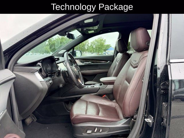Certified 2023 Cadillac XT6 Premium Luxury w/ Technology Package AWD/4WD image 8