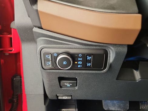 New 2024 Ford Bronco Outer Banks image 27