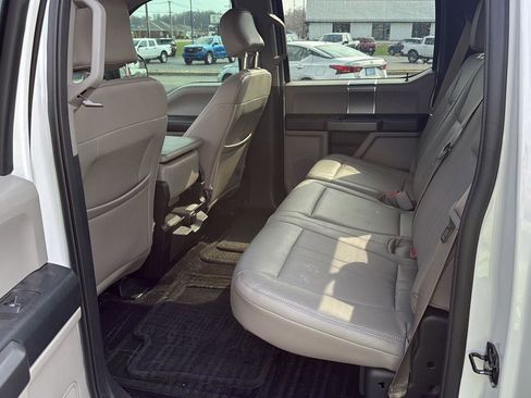 Used 2017 Ford F150 XLT w/ Equipment Group 302A Luxury image 24