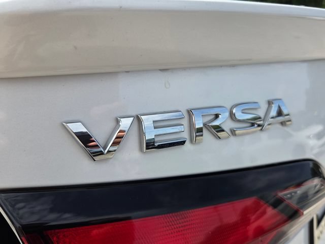 Used 2024 Nissan Versa SR FWD image 15