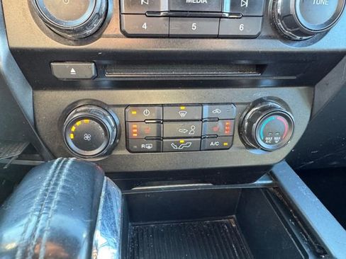 Used 2018 Ford F150 XLT w/ Equipment Group 302A Luxury image 22