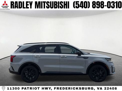 Used 2023 Kia Sorento SX FWD image 25