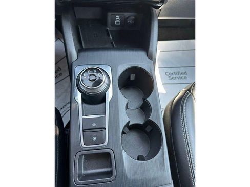 Used 2025 Ford Escape Platinum AWD/4WD image 33