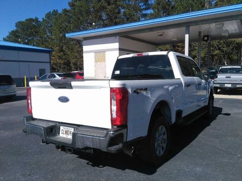 Used 2024 Ford F250 XLT image 6