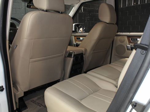 Used 2016 Land Rover LR4 HSE AWD/4WD image 37