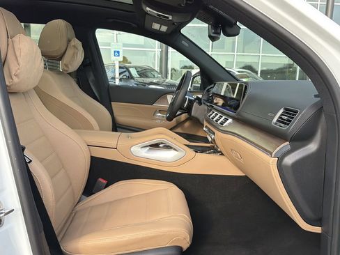New 2026 Mercedes-Benz GLS 450 4MATIC image 13