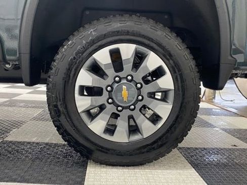 New 2026 Chevrolet Silverado 2500 LT image 11