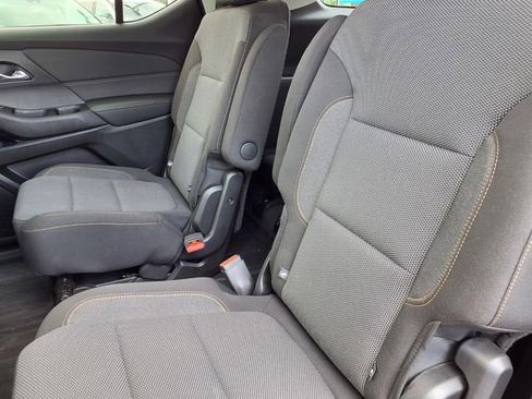 Used 2020 Chevrolet Traverse LT w/ LPO, Floor Liner Package AWD/4WD image 7