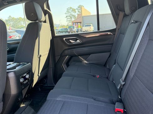 Used 2022 GMC Yukon SLE RWD image 12