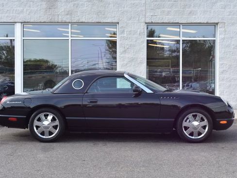 Used 2002 Ford Thunderbird RWD image 3