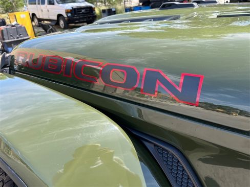 Used 2020 Jeep Wrangler Unlimited Rubicon w/ Uconnect 4C Nav & Sound Group image 31