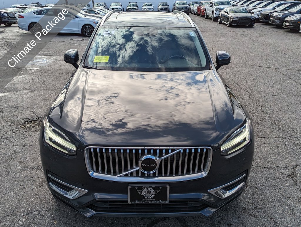 Used 2021 Volvo XC90 T6 Inscription w/ Protection Package AWD/4WD image 3