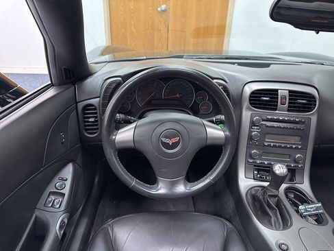 Used 2007 Chevrolet Corvette Coupe RWD image 13