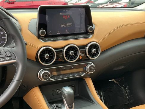 Used 2020 Nissan Sentra SV w/ SV Premium Package image 41