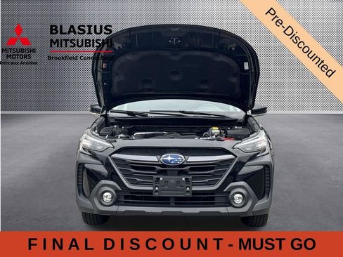 Used 2023 Subaru Outback Premium AWD/4WD image 31