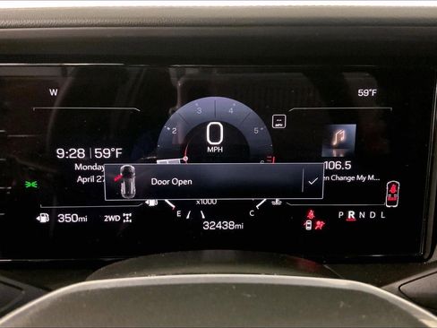 Used 2025 GMC Terrain Elevation AWD/4WD image 22