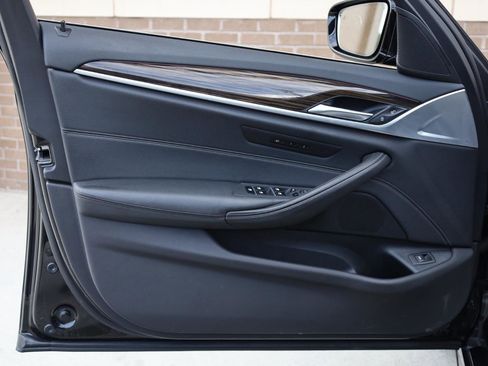 Used 2019 BMW 540i RWD image 14