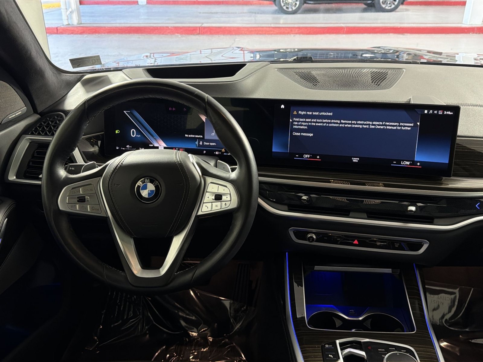 Used 2023 BMW X7 xDrive40i w/ Premium Package AWD/4WD image 16