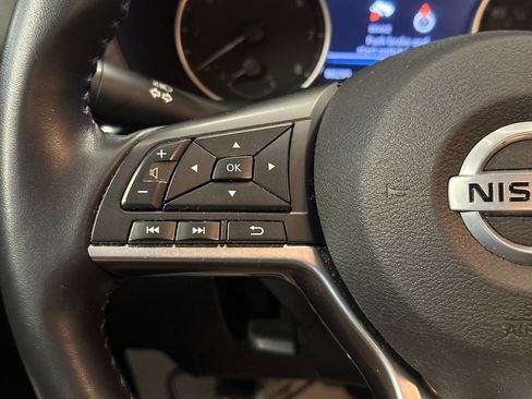 Used 2020 Nissan Sentra SV FWD image 9