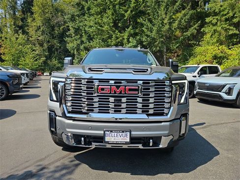 New 2025 GMC Sierra 3500 Denali w/ Denali Reserve Package image 2
