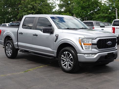 Used 2022 Ford F150 XL w/ STX Appearance Package AWD/4WD image 4