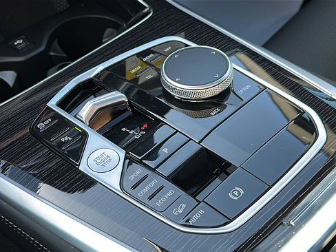 New 2026 BMW X5 xDrive40i w/ M Sport Package image 26