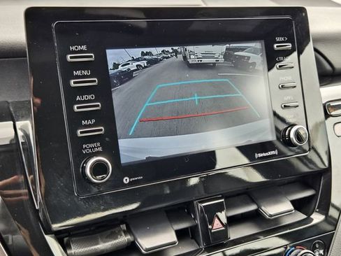 Used 2024 Toyota Camry SE image 23