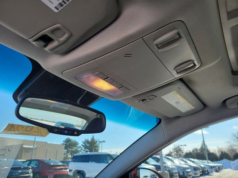 Used 2014 Chevrolet Cruze LT w/ All-Star Edition image 30