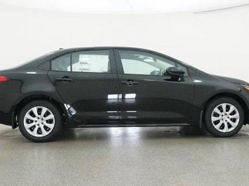 New 2026 Toyota Corolla LE FWD image 31