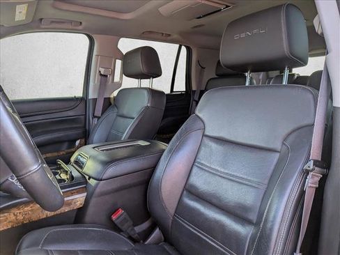 Used 2015 GMC Yukon Denali w/ Open Road Package AWD/4WD image 17