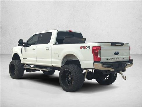 Used 2019 Ford F250 Lariat w/ Lariat Value Package image 6