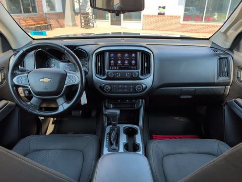 Used 2019 Chevrolet Colorado LT w/ LT Convenience Package AWD/4WD image 14
