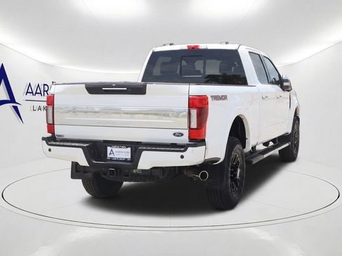 Used 2022 Ford F350 Platinum w/ Tremor Off-Road Package AWD/4WD image 4