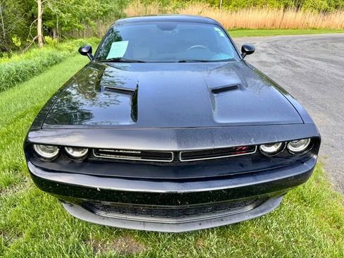 Used 2016 Dodge Challenger R/T Plus RWD image 7