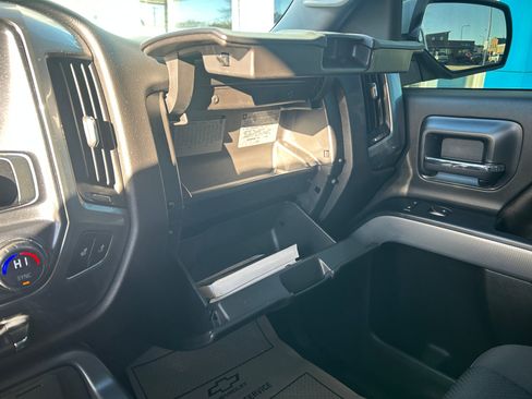 Used 2016 Chevrolet Silverado 1500 LT image 25