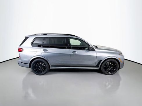New 2026 BMW X7 M60i image 8