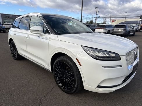 Certified 2021 Lincoln Corsair Reserve image 7