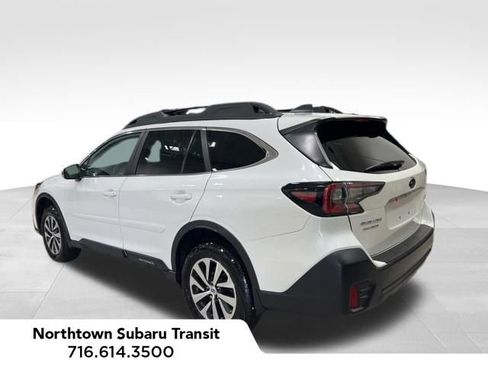 Used 2020 Subaru Outback Premium AWD/4WD image 3