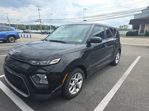 Used 2020 Kia Soul S FWD image 1
