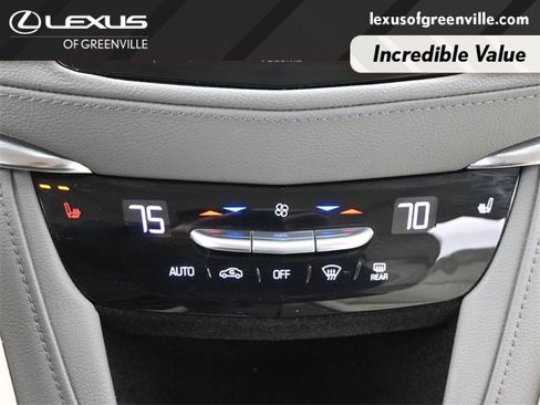 Used 2017 Cadillac XT5 Luxury w/ Driver Awareness Package image 18