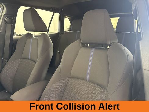 Used 2024 Toyota Corolla Cross AWD Hybrid w/ Moonroof Package image 11