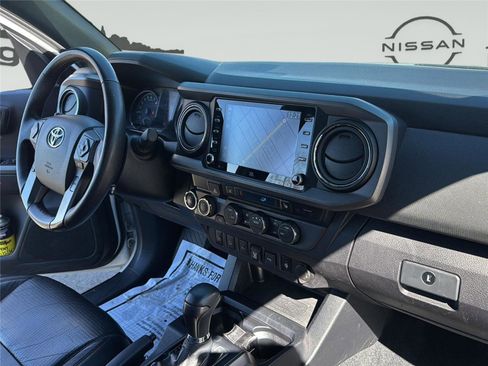 Used 2020 Toyota Tacoma TRD Sport w/ TRD Premium Sport Package image 32