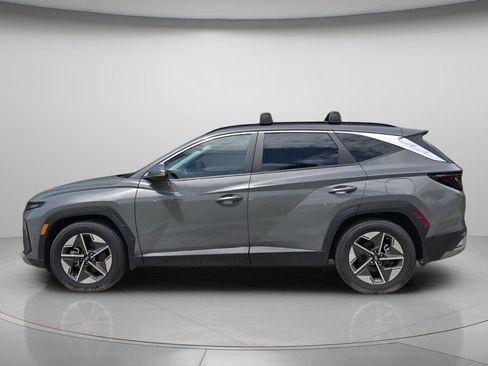 Certified 2025 Hyundai Tucson SEL FWD image 4