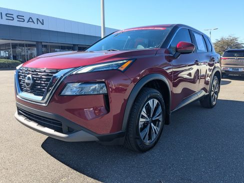 Certified 2023 Nissan Rogue SV image 8