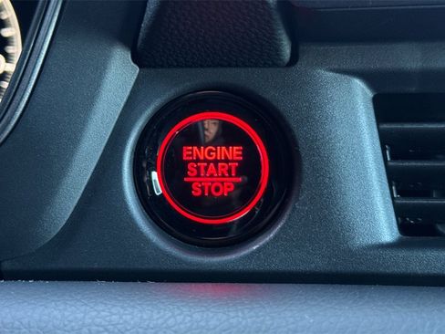 Used 2025 Honda Pilot TrailSport image 26