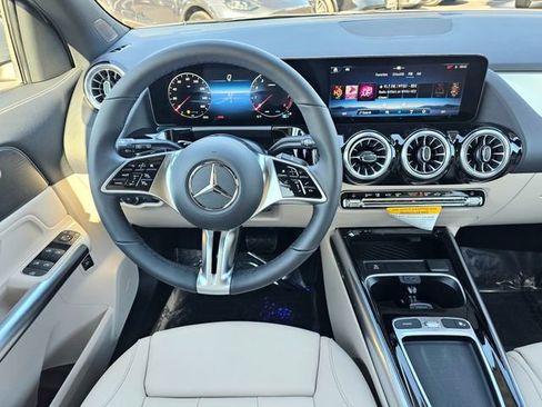 New 2026 Mercedes-Benz GLA 250 4MATIC image 29